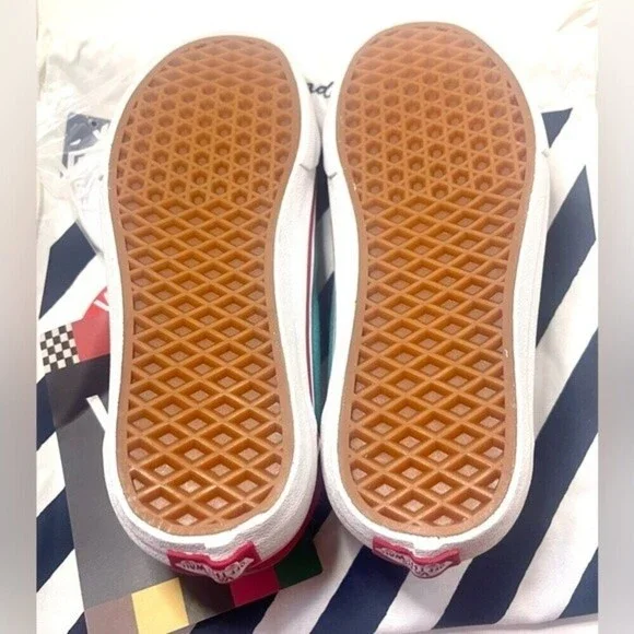 Vans Old School Custom Shoes New Size 8 Women with Extra Laces - Picture 8 of 12